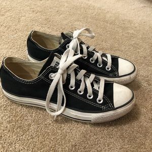 NEVER WORN women’s converse size 7